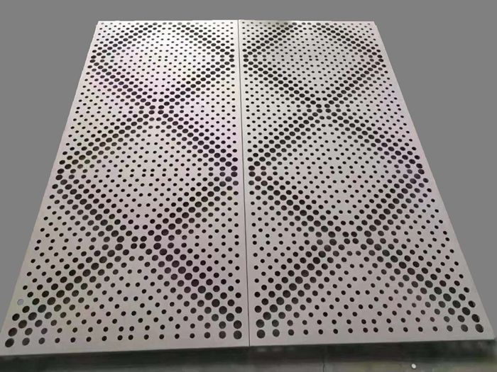 艺术冲孔铝单板.jpg